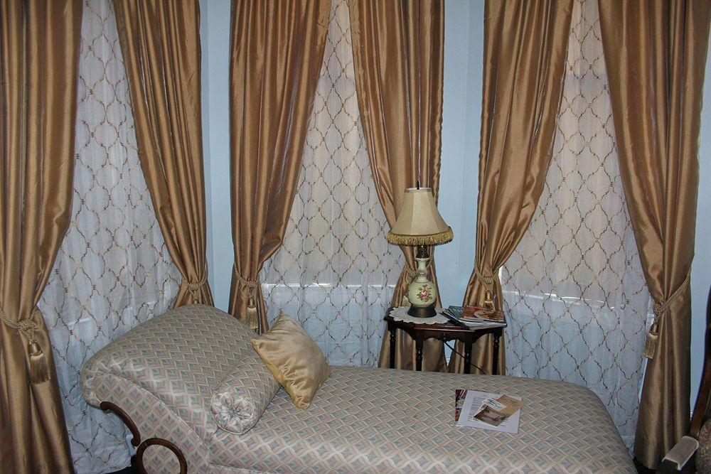 Bisland House Bed And Breakfast Натчез Экстерьер фото