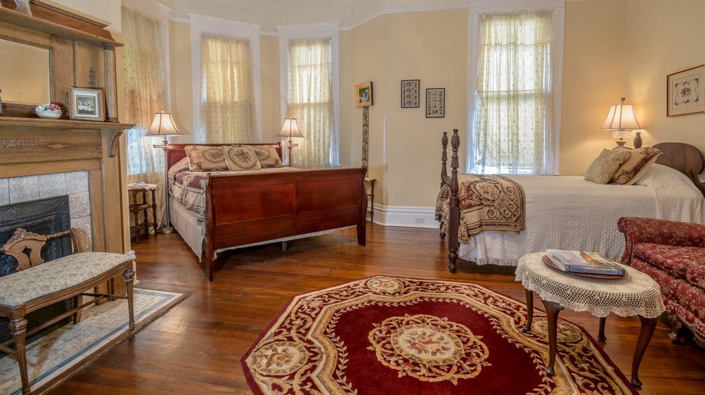 Bisland House Bed And Breakfast Натчез Экстерьер фото