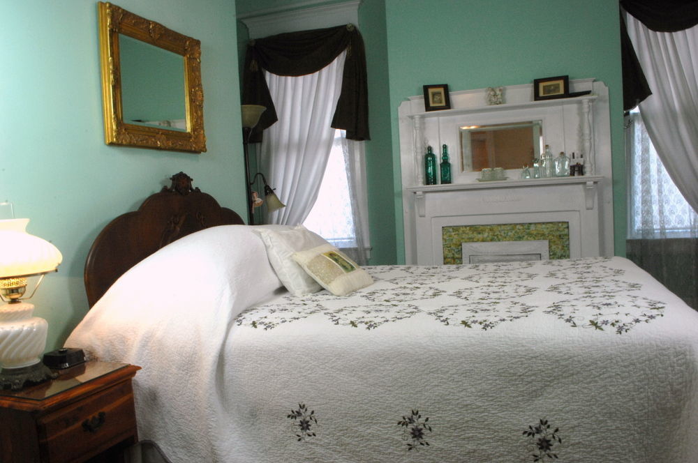 Bisland House Bed And Breakfast Натчез Экстерьер фото