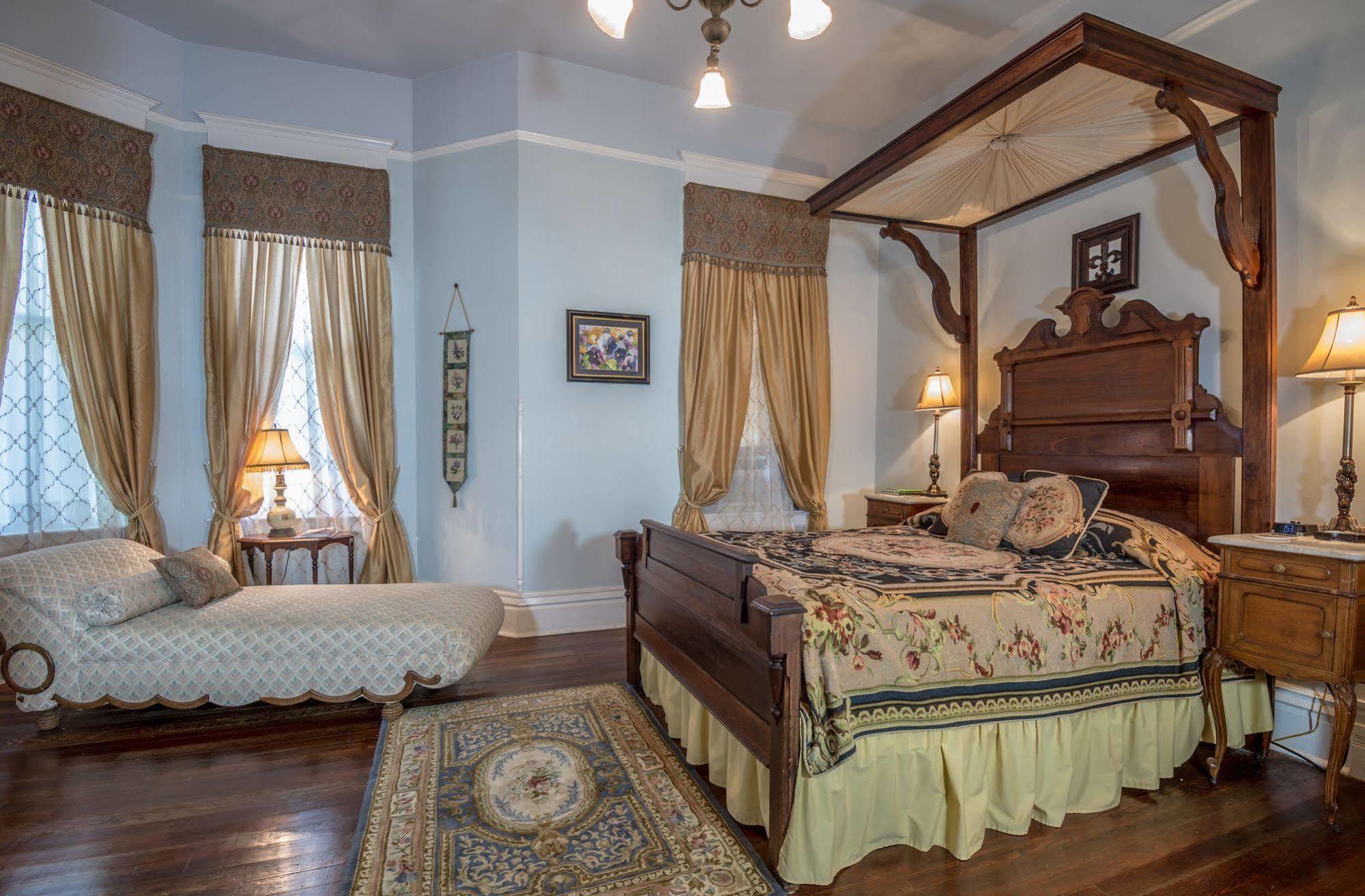 Bisland House Bed And Breakfast Натчез Экстерьер фото