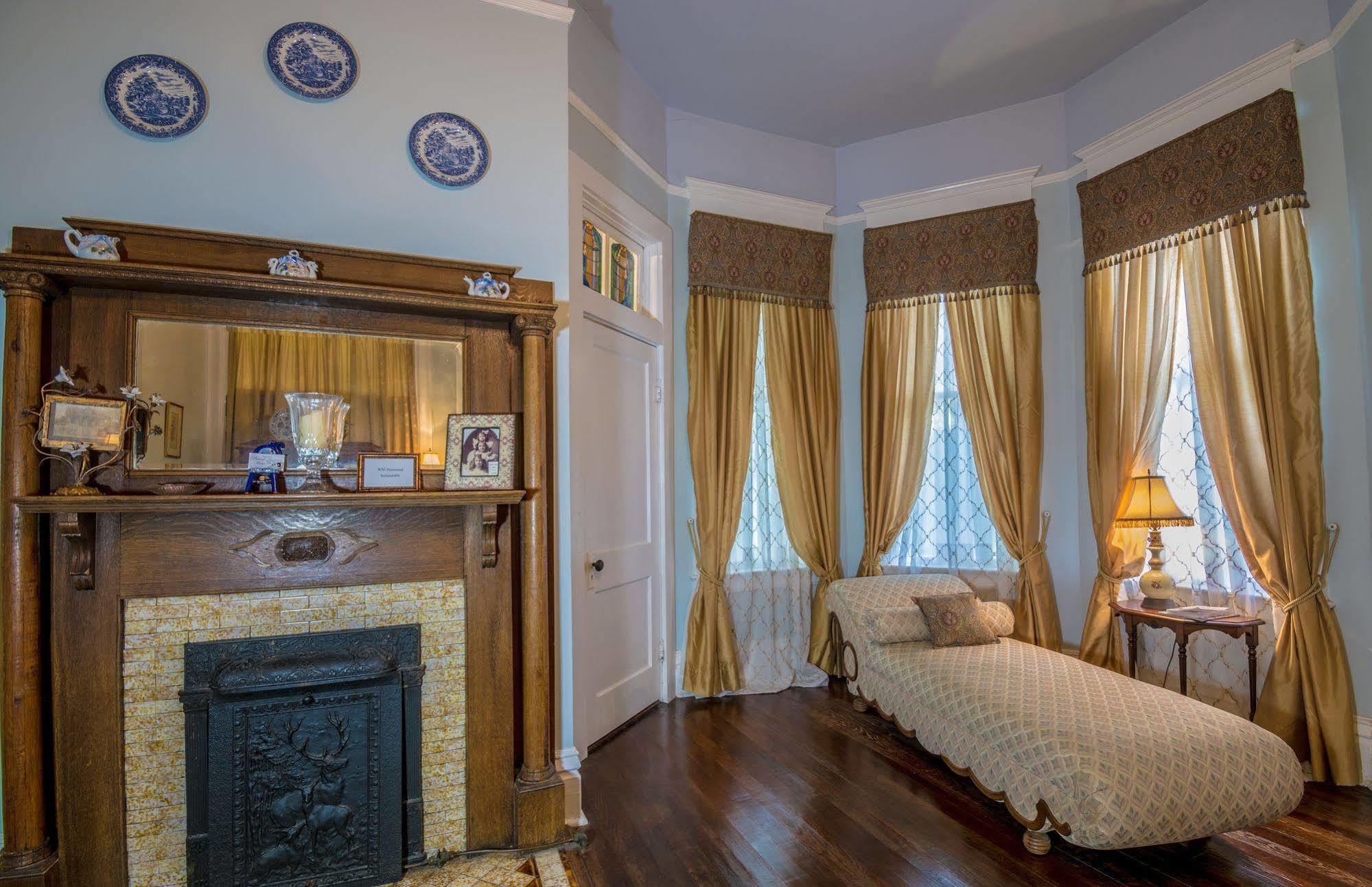 Bisland House Bed And Breakfast Натчез Экстерьер фото